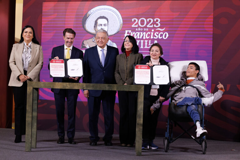 Gobierno de México y Teletón crearán Centro de Inclusión y Bienestar para personas con discapacidad; Conahcyt desarrollará instrumentos especializados