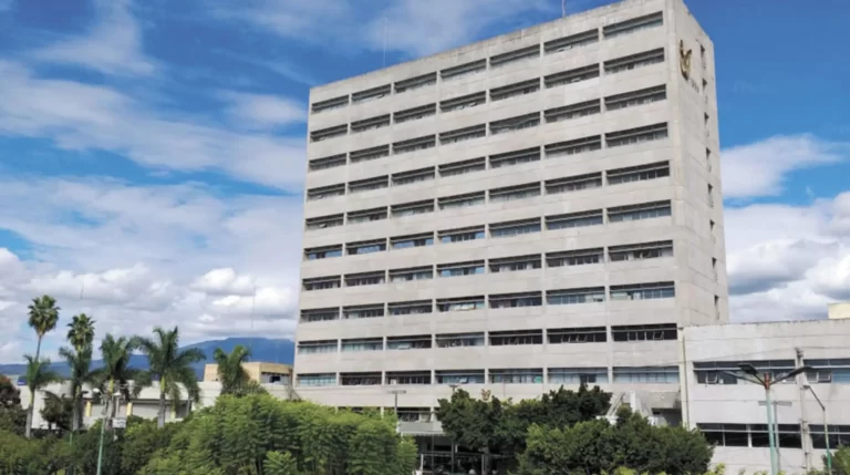 Se han invertido 352 millones en IMSS Morelos